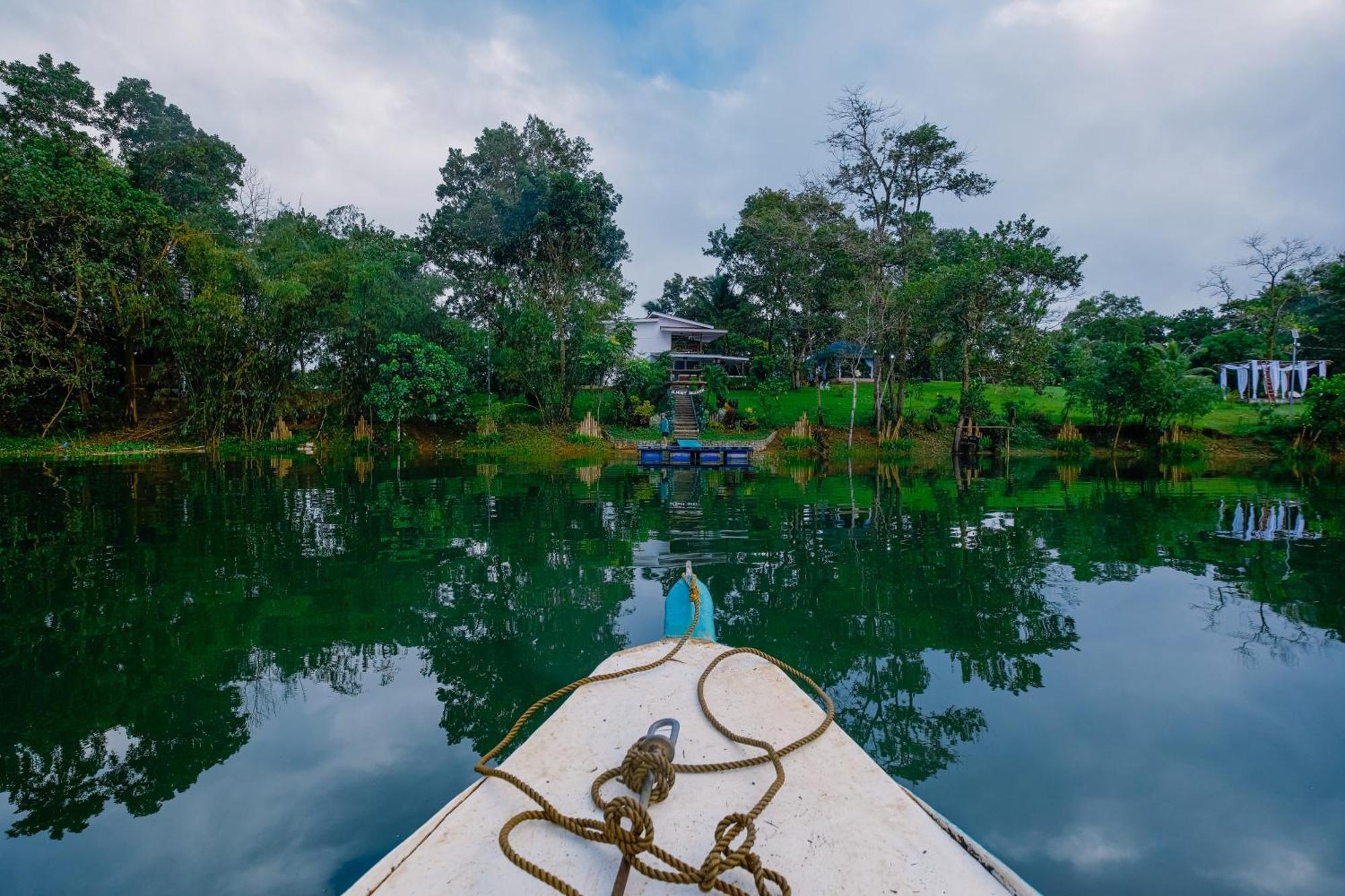 Almost Heaven Lake Resort By Cocotel Cavinti Dış mekan fotoğraf